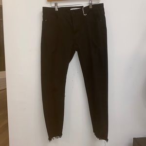 Black mid rise/ankle skinny jeans